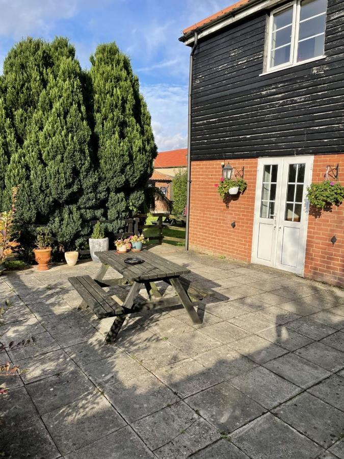 Yaxham Mill Bed and Breakfast Dereham Εξωτερικό φωτογραφία
