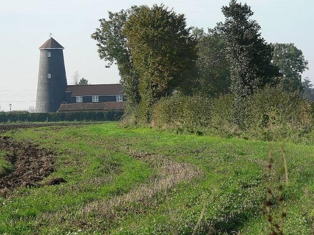 Yaxham Mill Bed and Breakfast Dereham Εξωτερικό φωτογραφία